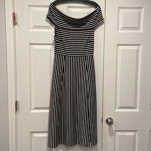 Black and white striped dress size 6